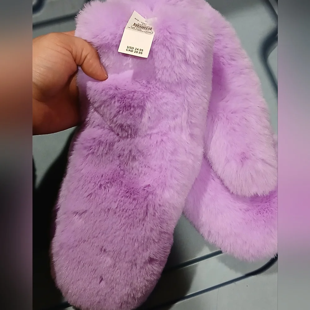 Plush Lavender Mittens And Black Steve Madden Ear Muffs